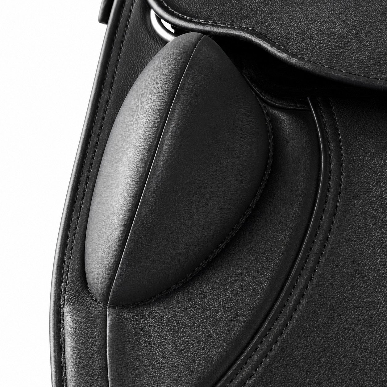 Dylan Dressage Saddle